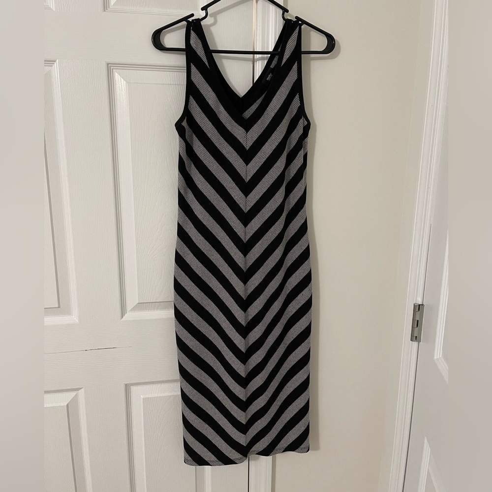 Super sliming wear anywhere dress!